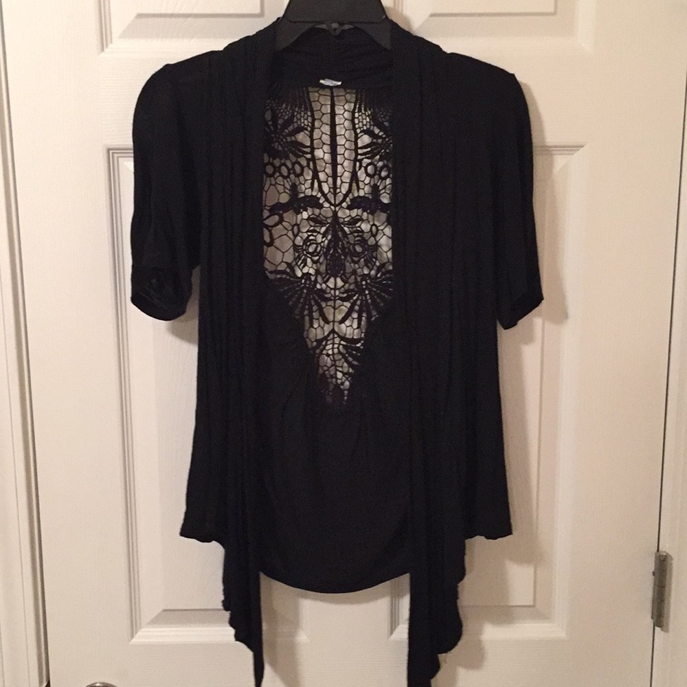 Short sleeve cardigan with lace back detail